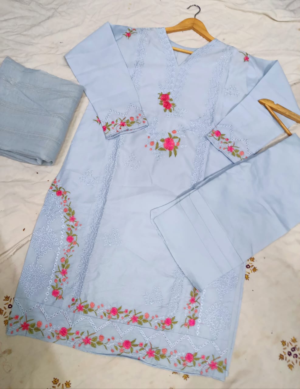 Kurta, Trouser & Dupatta Set